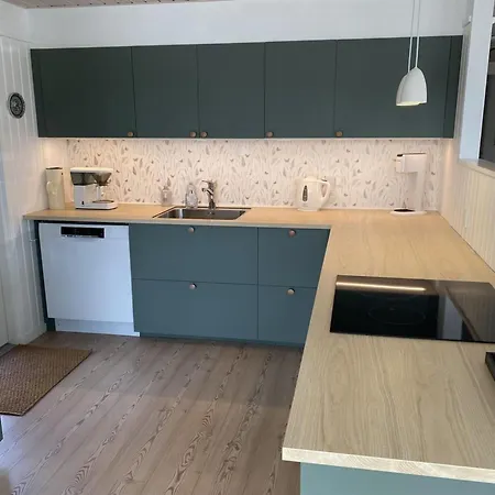 Chrissie - 150m From The Sea By Interhome Feriehus